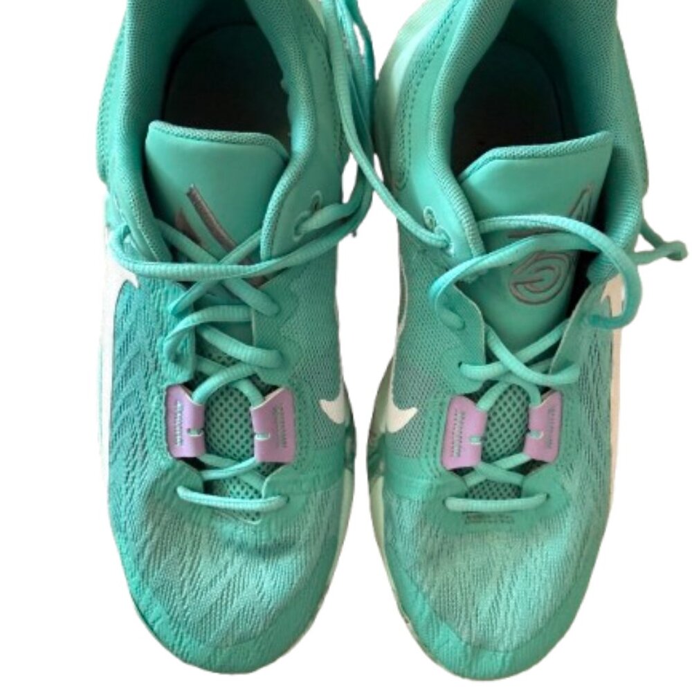 LIKE NEW Nike Giannis Immortality 2 Low – Mint/Purple 7Y